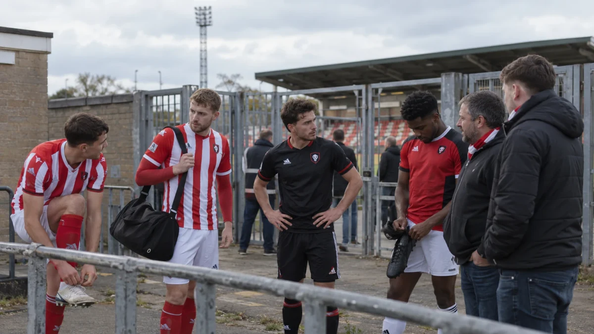Toppkamp i League Two når Salford gjester Cheltenham