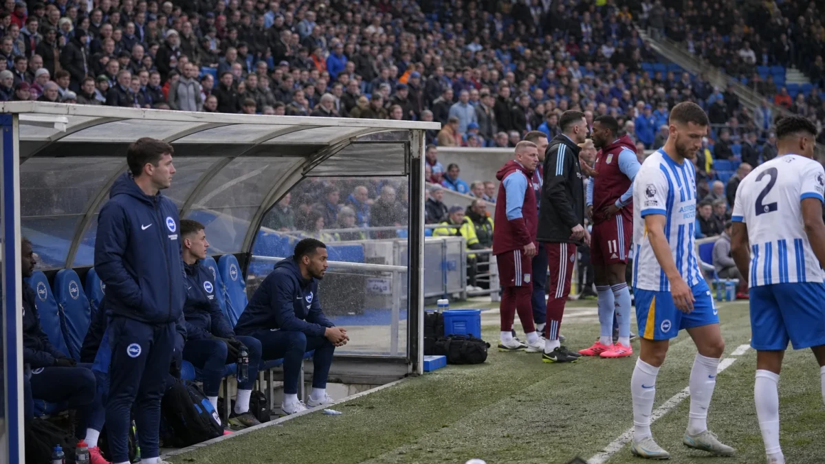 Brighton åpnet med 4–0 og tok tabelltoppen