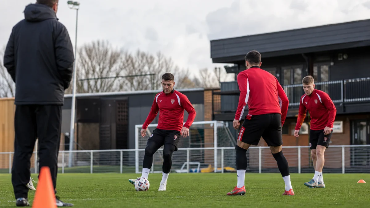 Mamadou Sangaré klar for Brentford etter overgangen fra Lens