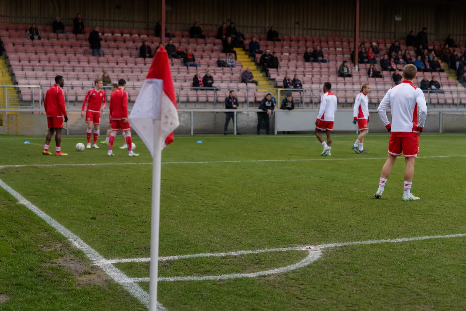 Poenglike Crewe og Walsall møtes i League Two